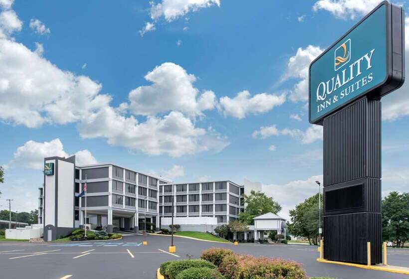 酒店 Quality Inn And Conference Center