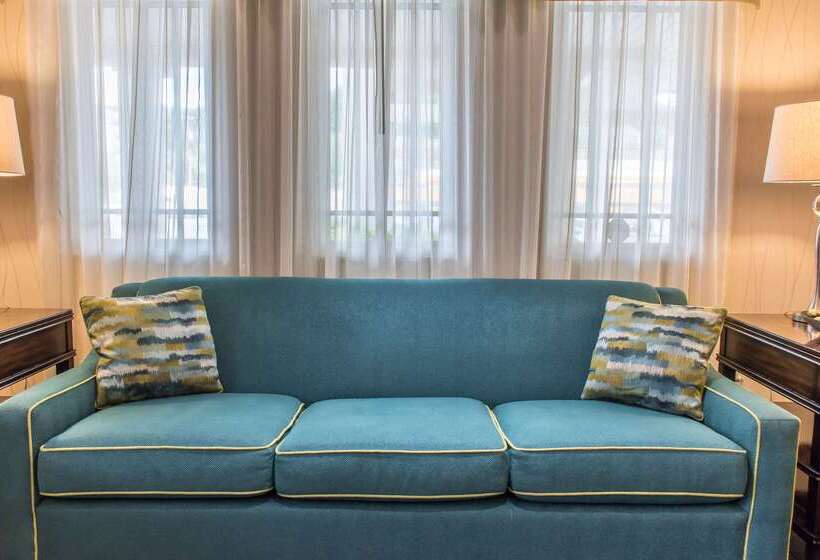 בית מלון כפרי Quality Inn