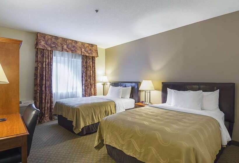هتل Quality Inn Fresno Yosemite Airport