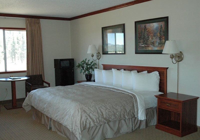 Отель Quality Inn Mountain Ranch & Resort Williams