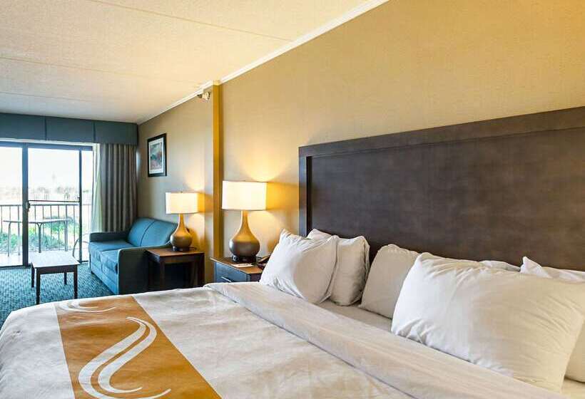 هتل Quality Inn Oceanfront