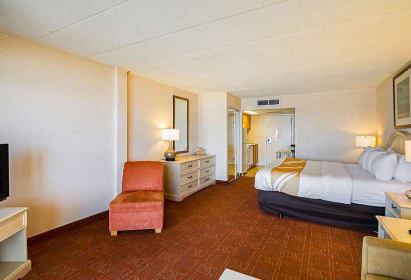 هتل Quality Inn Oceanfront