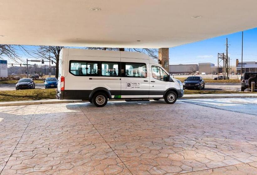 هتل Rl Cleveland Airport West