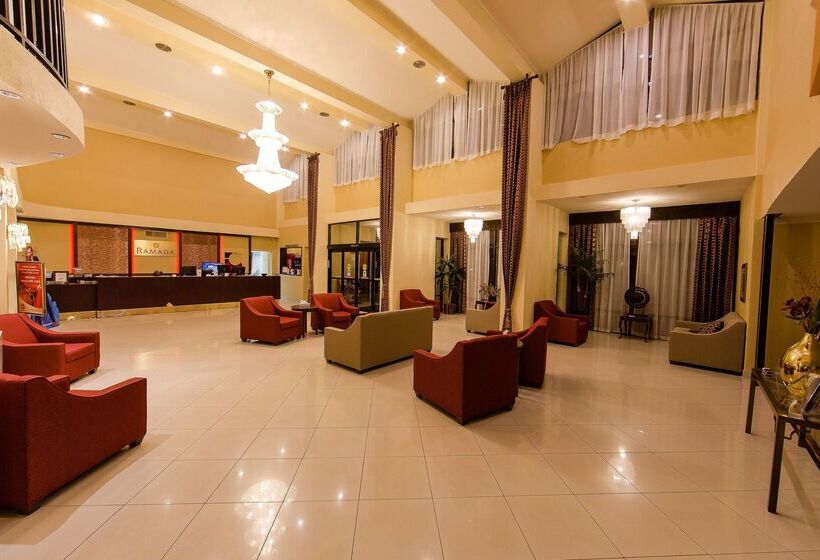 هتل Ramada By Wyndham Houston Intercontinental Airport East