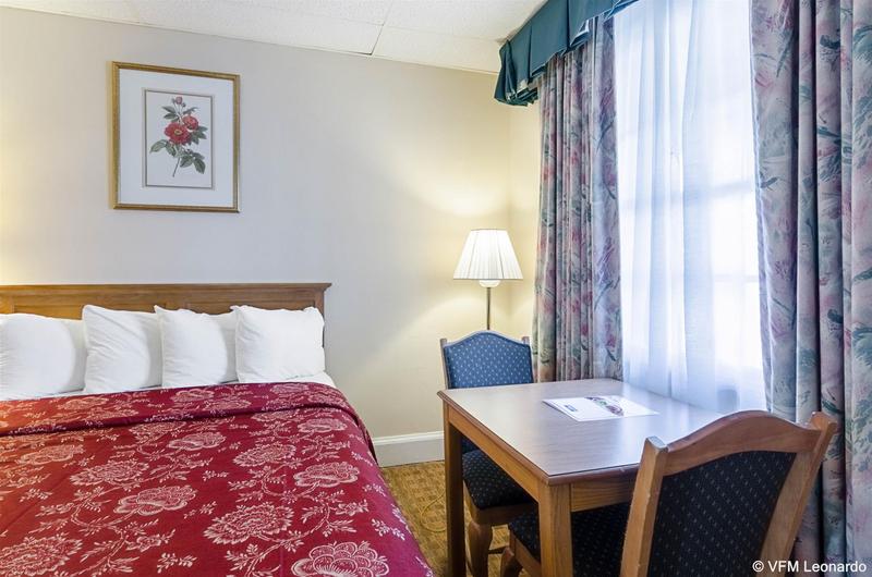 هتل Rodeway Inn Historic
