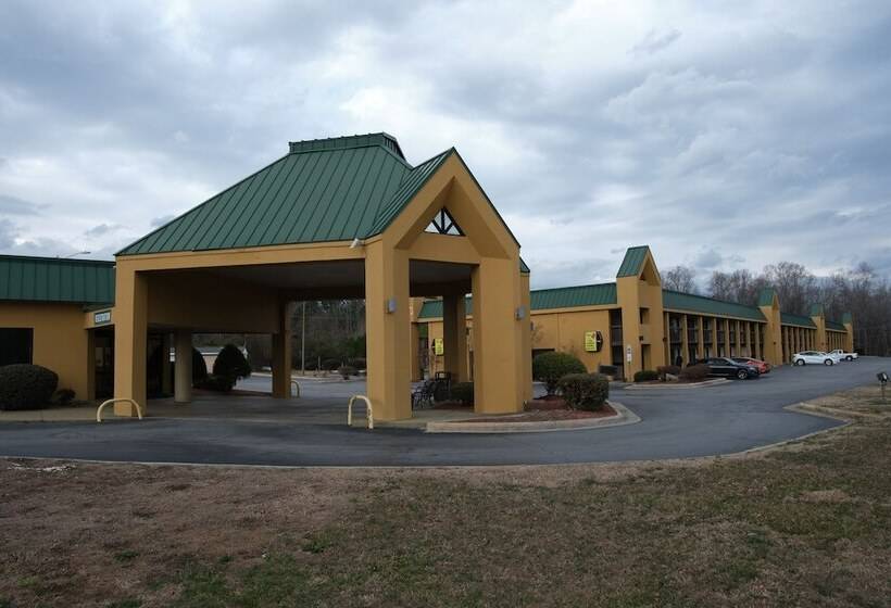 בית מלון כפרי Super 8 By Wyndham Garysburg/roanoke Rapids