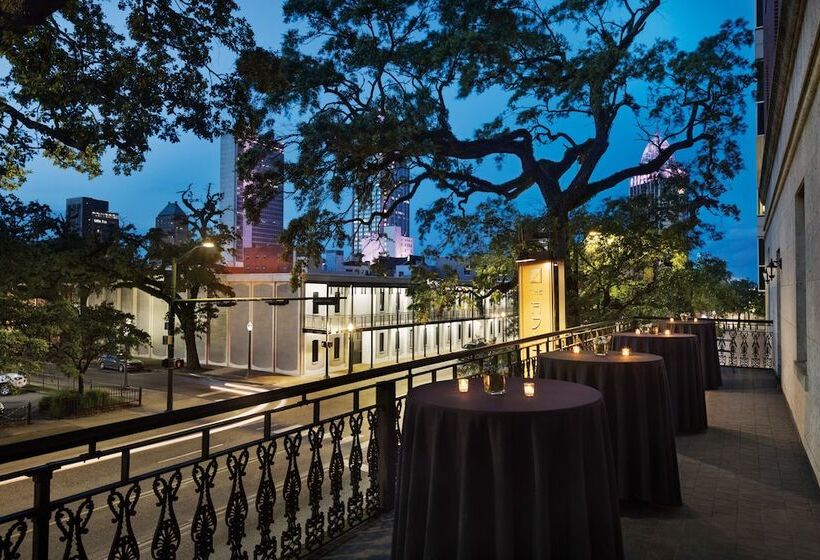 هتل The Admiral, Downtown Historic District