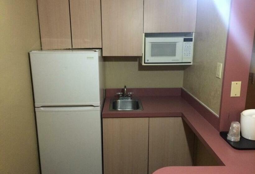 فندق Valuelodge Busch Gardens  Tampa