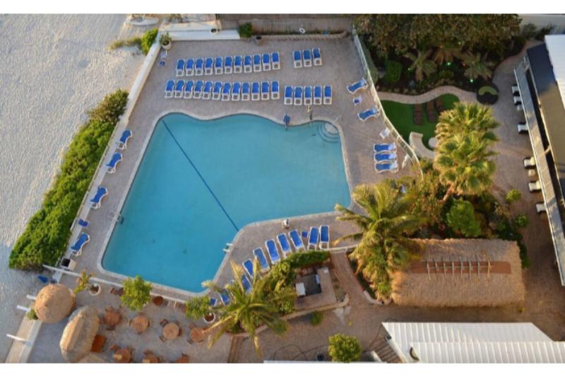 Ocean Manor Beach Resort