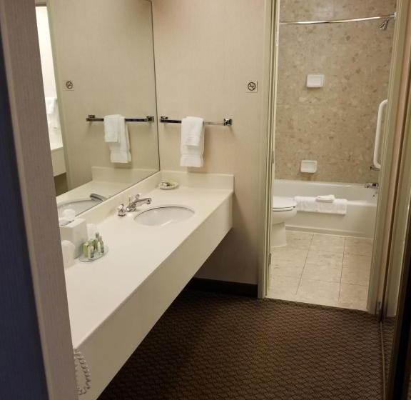 Quail Hollow Resort A Trademark Collection