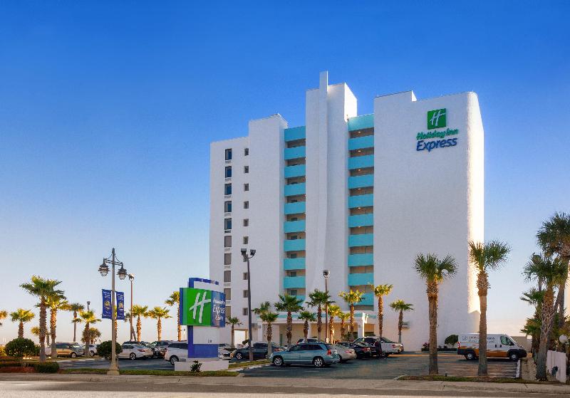 אתר נופש Holiday Inn Express & Suites Oceanfront Daytona Beach Shores, An Ihg