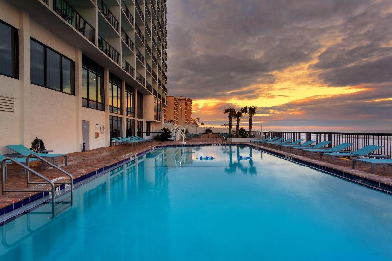 אתר נופש Holiday Inn Express & Suites Oceanfront Daytona Beach Shores, An Ihg