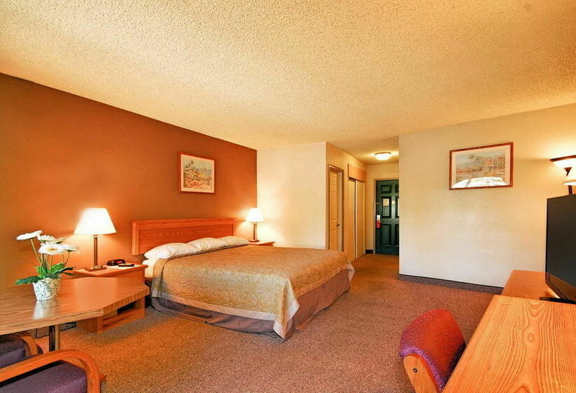 汽车旅馆  Super 8 By Wyndham Long Beach