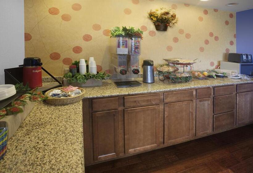 בית מלון כפרי Americas Best Value Inn Waco   Franklin Avenue