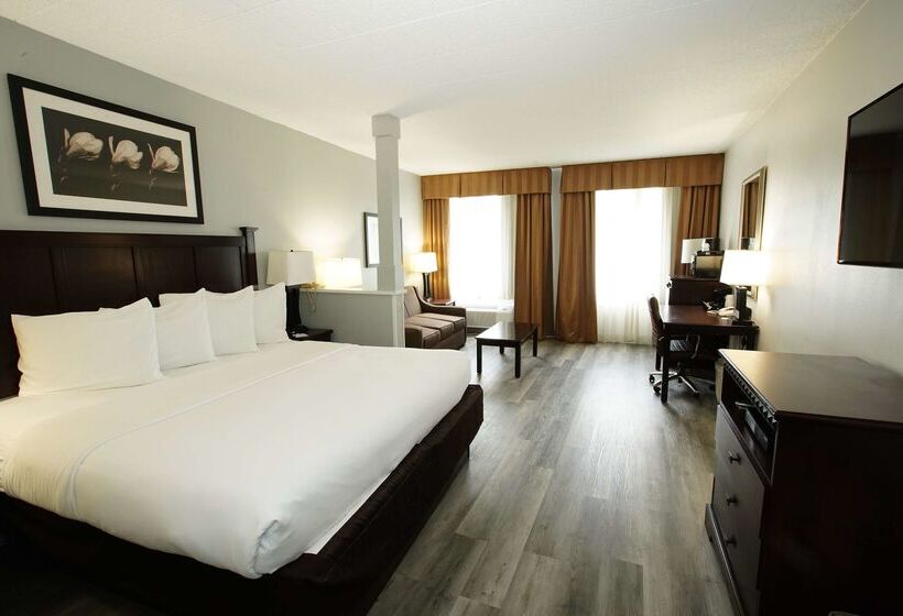 Best Western Paramus Hotel & Suites