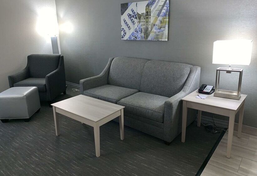 ホテル Best Western Plus Clarks Summit Scranton