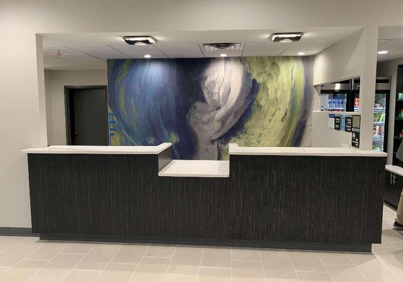 ホテル Best Western Plus Clarks Summit Scranton