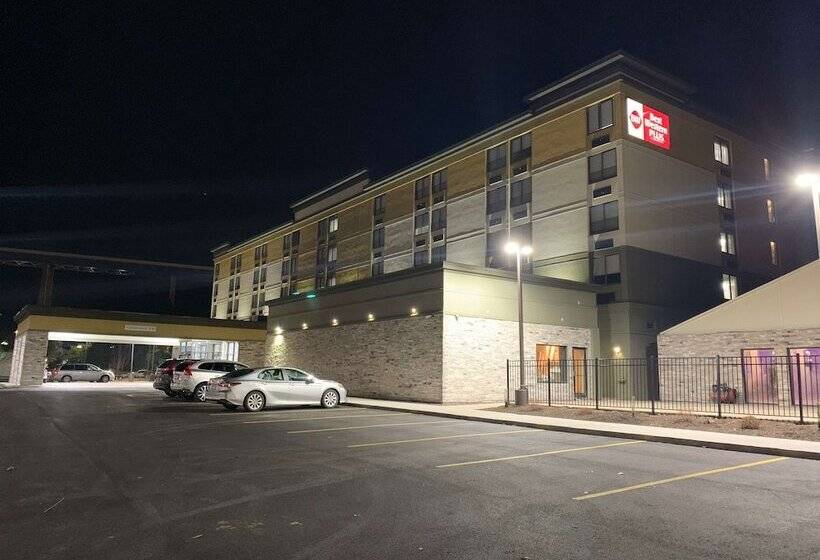 ホテル Best Western Plus Clarks Summit Scranton