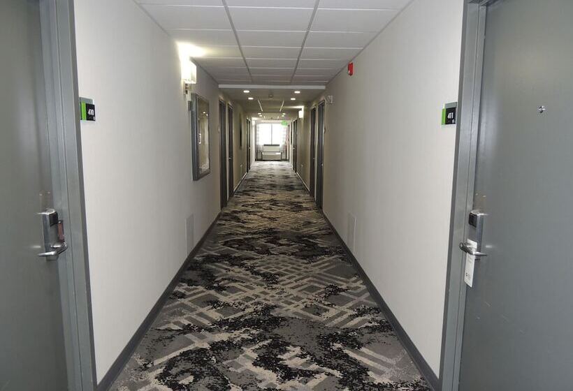 ホテル Best Western Plus Clarks Summit Scranton
