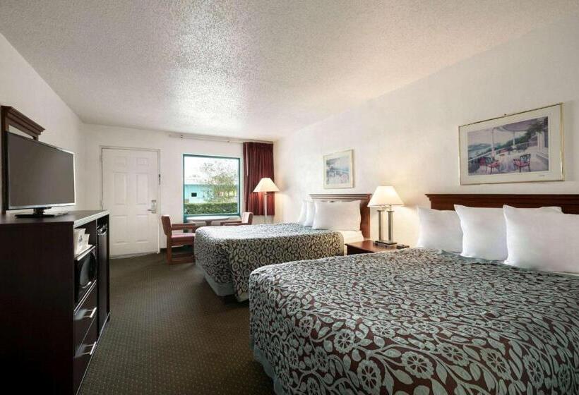 فندق Days Inn By Wyndham Clearwater/central