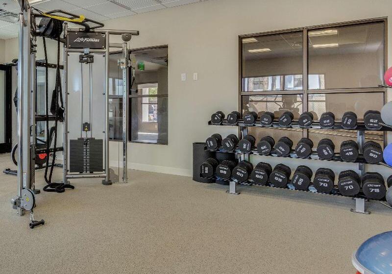 فندق Doubletree By Hilton Phoenix Chandler
