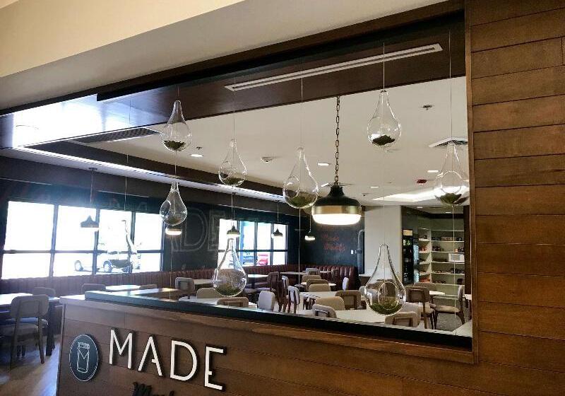 فندق Doubletree By Hilton Phoenix Chandler