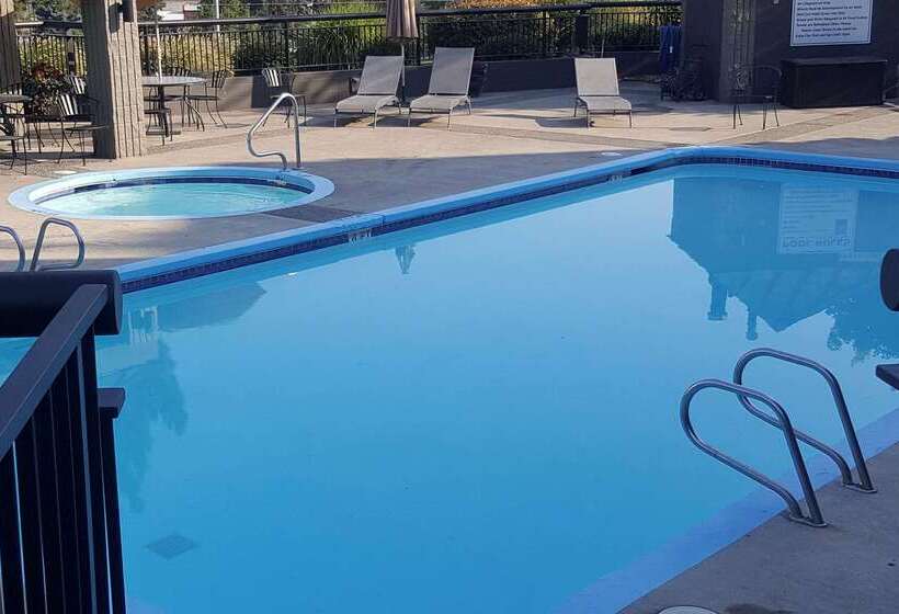 Hells Canyon Grand Hotel, Ascend Hotel Collection