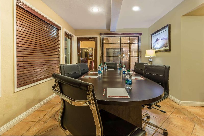 ホテル Ramada By Wyndham Mountain View