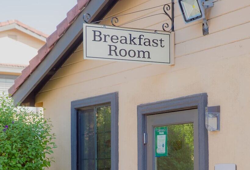 ホテル Ramada By Wyndham Mountain View