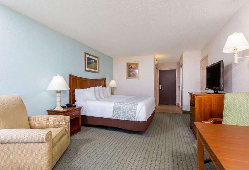 فندق Ramada Plaza By Wyndham Nags Head Oceanfront