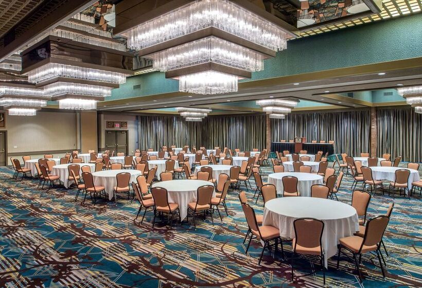 Red Lion Hotel Pasco Airport & Conference Center