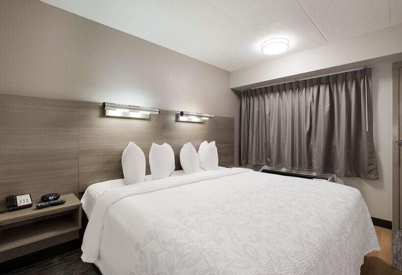 فندق Red Roof Inn Plus+ Chicago   Naperville