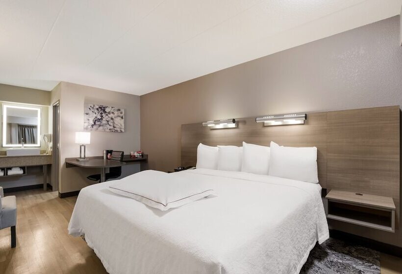 فندق Red Roof Inn Plus+ Chicago   Naperville