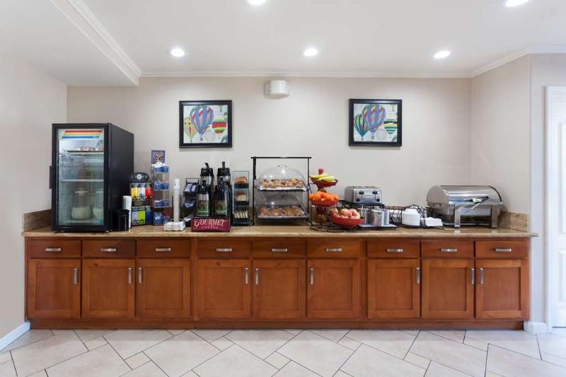 בית מלון כפרי Signature Temecula