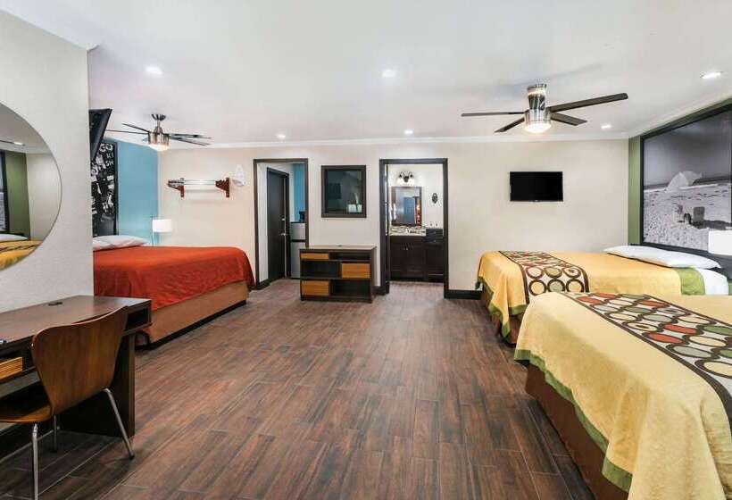 هتل Super 8 By Wyndham Austin University/downtown Area