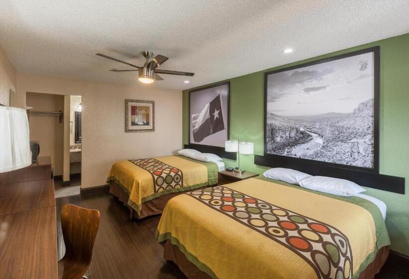 هتل Super 8 By Wyndham Austin University/downtown Area