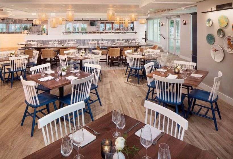 فندق The Reach Key West, Curio Collection By Hilton