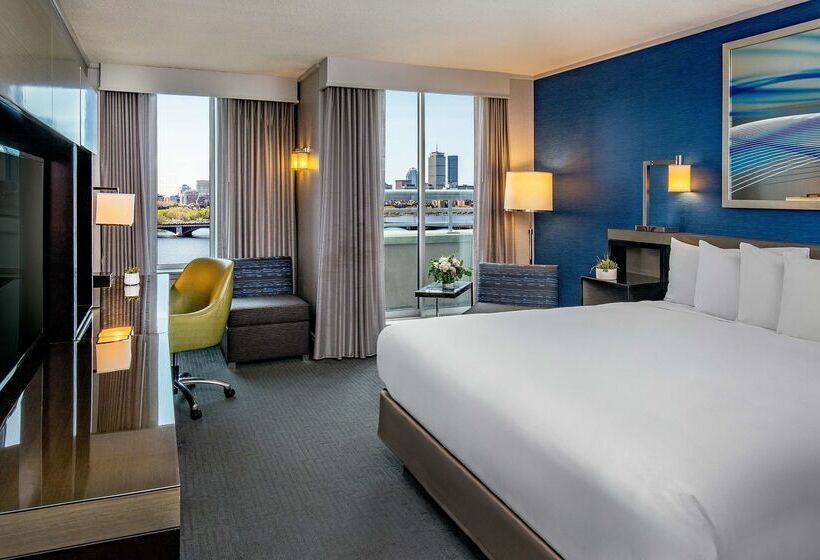هتل The Royal Sonesta Boston