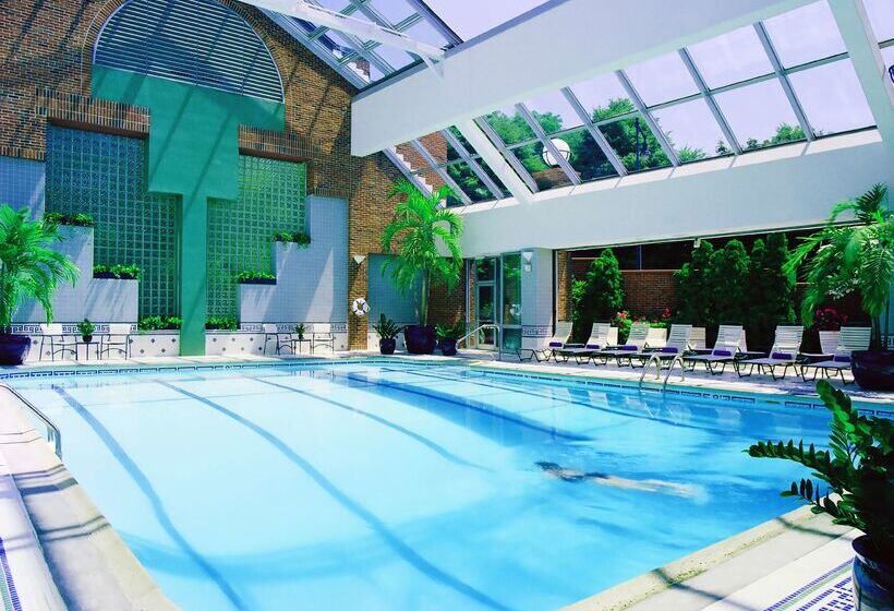 هتل The Royal Sonesta Boston