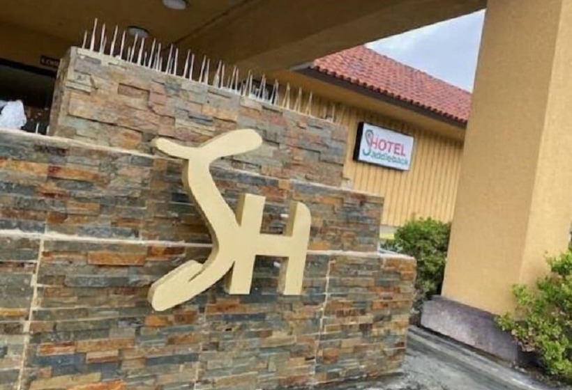 منتجع Saddleback Los Angeles   Norwalk