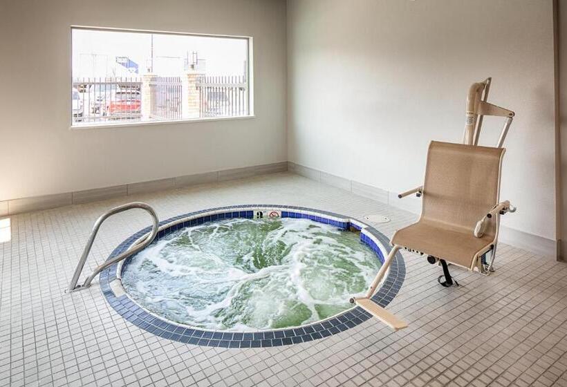 28 Boise Airport, Ascend Hotel Collection