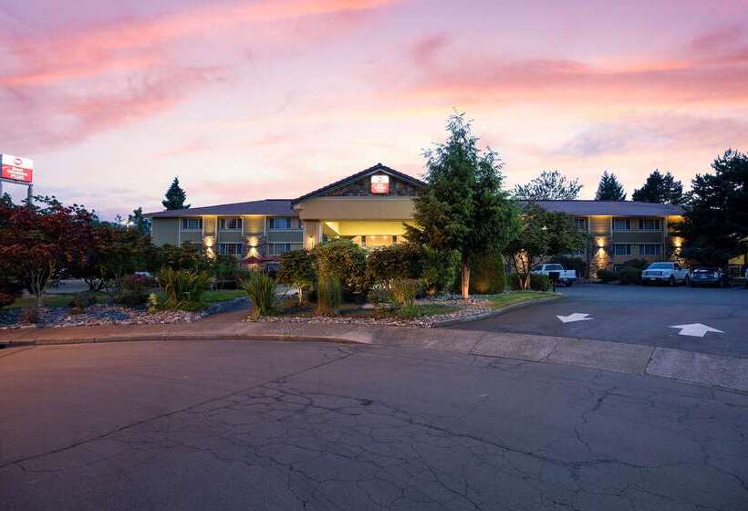 هتل Best Western Plus Parkway Inn