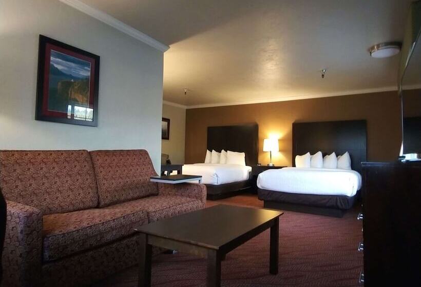 هتل Best Western Plus Parkway Inn