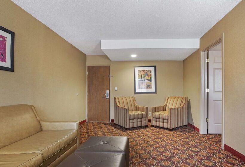 هتل Best Western Plus The Inn At Sharon/foxboro