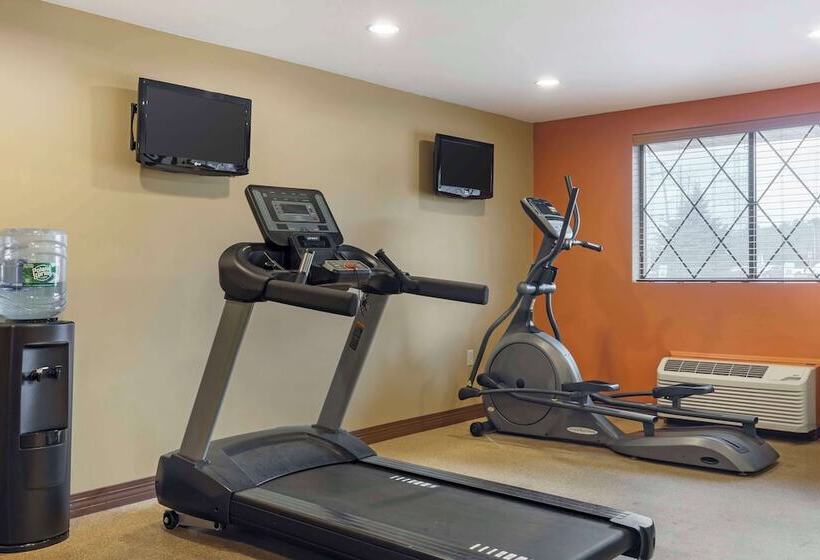 هتل Best Western Plus The Inn At Sharon/foxboro