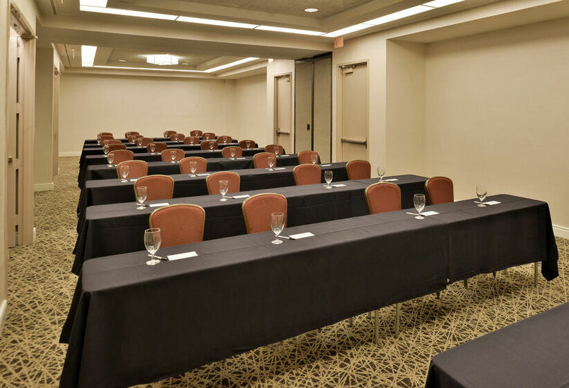 هتل Radisson  Atlantamarietta