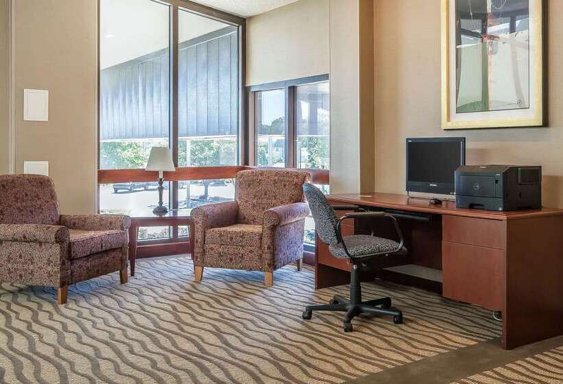 هتل Comfort Inn  Hall Of Fame