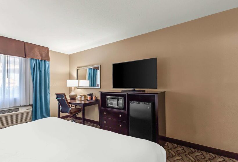 هتل Comfort Inn & Suites Springfield I55