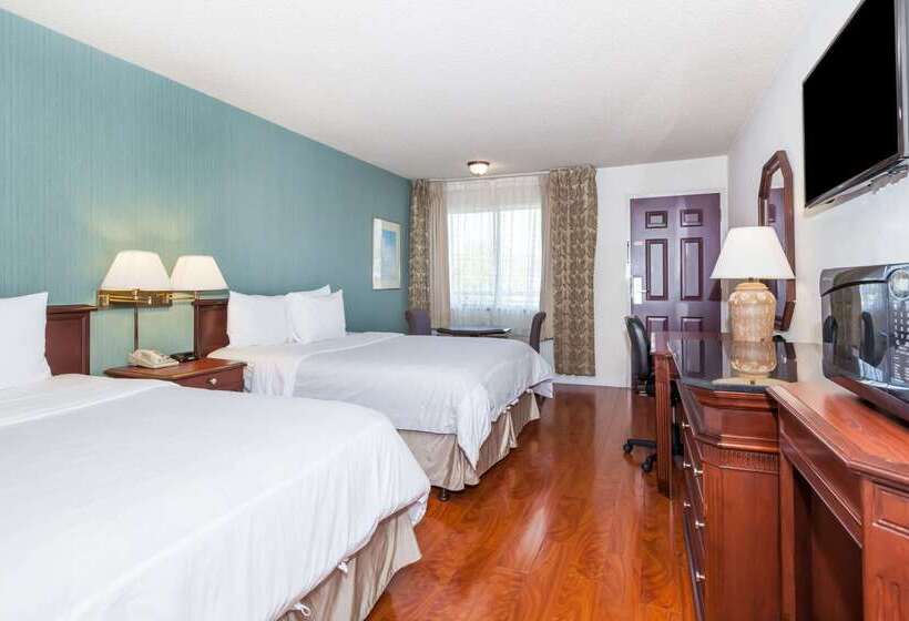 בית מלון כפרי Days Inn & Suites By Wyndham Sunnyvale