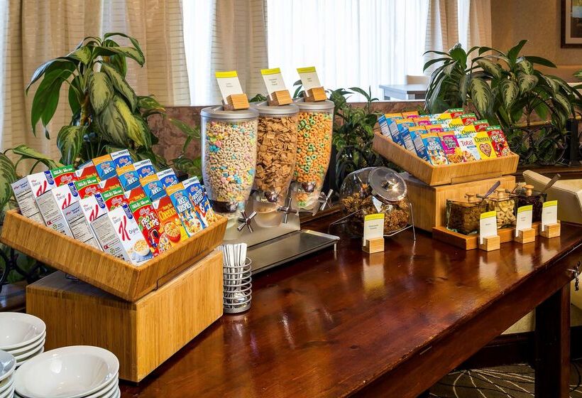 酒店 Doubletree By Hilton  Boston  Milford